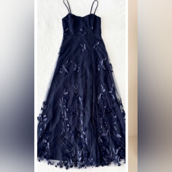 Women's Lulus Navy Blue Abundant Charm 3D Floral Applique Maxi Dress Sz XS NWT - Picture 3 of 16